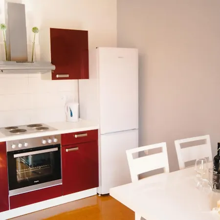Solo By Interhome *