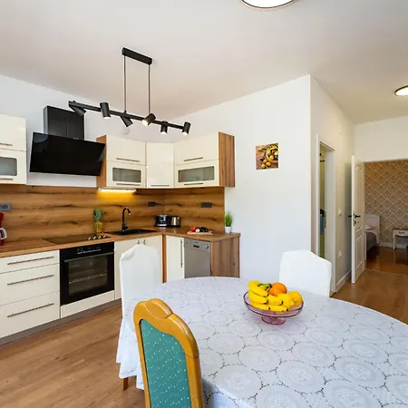 Solo By Interhome